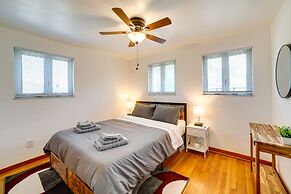 3 Mi to Downtown: Pittsburgh Home w/ Balcony!