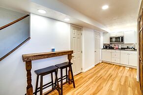 3 Mi to Downtown: Pittsburgh Home w/ Balcony!