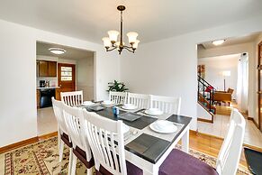 3 Mi to Downtown: Pittsburgh Home w/ Balcony!