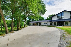 Private Pool: Pilot Point Home on 45 Acres