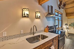 Modern Cabin - 2 Mi to Speelyi Beach!