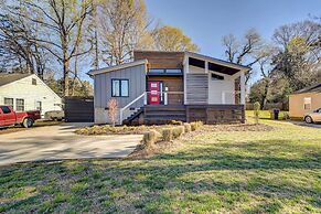 Modern Home With Yard 3 Mi to Uptown Charlotte!