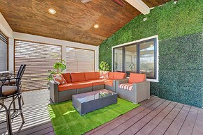 Modern Home With Yard 3 Mi to Uptown Charlotte!