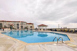 Villa Capriani Condo w/ Direct Beach Access!