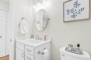 Villa Capriani Condo w/ Direct Beach Access!