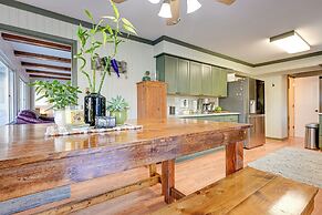 Lakefront Hartland Cottage w/ Patio & Fire Pits!