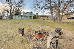 Lakefront Hartland Cottage w/ Patio & Fire Pits!