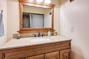 Lakefront Hartland Cottage w/ Patio & Fire Pits!