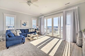 Gorgeous Emerald Isle Getaway: Walk to Beach!