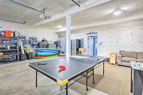 Garden City Gem: Private Hot Tub & Game Room!