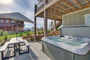 Garden City Gem: Private Hot Tub & Game Room!