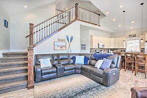 Garden City Gem: Private Hot Tub & Game Room!