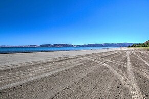 Garden City Gem: Private Hot Tub & Game Room!