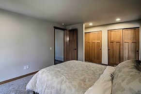 Luxurious Tacoma Retreat w/ Quartz Countertops!