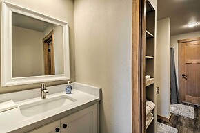 Luxurious Tacoma Retreat w/ Quartz Countertops!