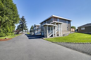 Luxurious Tacoma Retreat w/ Quartz Countertops!
