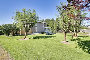 Luxurious Tacoma Retreat w/ Quartz Countertops!