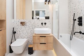 Okrzei Apartment Sopot by Renters