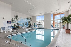 Avalon 507 3 Bedroom Condo by RedAwning