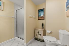 Avalon 507 3 Bedroom Condo by RedAwning