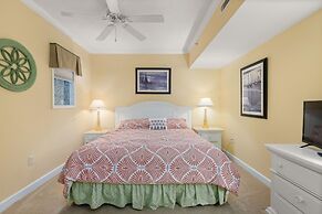 Avalon 507 3 Bedroom Condo by RedAwning