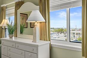 Avalon 507 3 Bedroom Condo by RedAwning