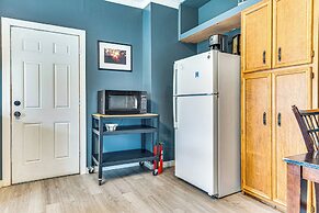 The Junction: Victorian Home in Quaint Fortville!