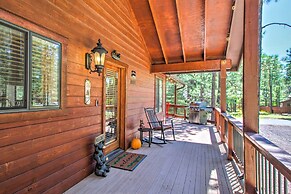 Pinetop Retreat w/ Fire Pit & Game Room!