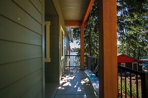 Loon Lake Waterfront Retreat: 2 Decks & Dock!