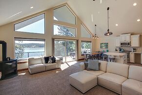 Loon Lake Waterfront Retreat: 2 Decks & Dock!