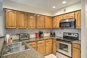 Comfortable Dallas Condo Close to Attractions