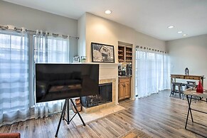 Comfortable Dallas Condo Close to Attractions