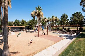 Heated Pool, Community Perks: Updated Gilbert Home