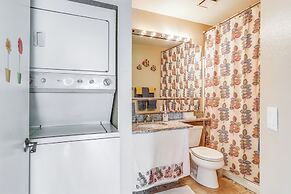 Near Golf: Condo w/ Pool Access in Palm Desert!