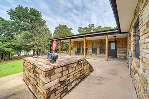 Lakefront Eufaula Vacation Rental w/ Private Dock