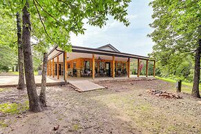 Lakefront Eufaula Vacation Rental w/ Private Dock