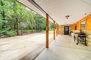 Lakefront Eufaula Vacation Rental w/ Private Dock