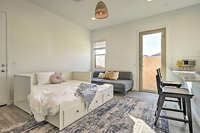 Phoenix Casita: 2 Mi to State Farm Stadium!