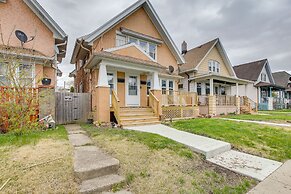 Updated Milwaukee Home, 3 Mi to Lake Michigan!