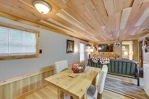 Hemphill Home w/ Community Perks < 1 Mi to Water!