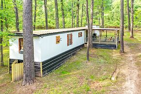 Hemphill Home w/ Community Perks < 1 Mi to Water!