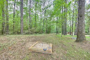 Hemphill Home w/ Community Perks < 1 Mi to Water!