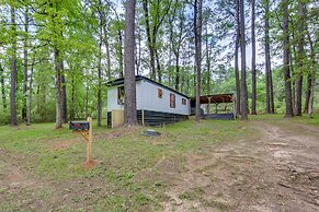 Hemphill Home w/ Community Perks < 1 Mi to Water!