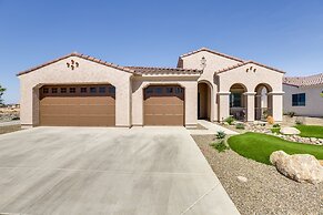 Private Pool & Grill: Modern Goodyear Retreat