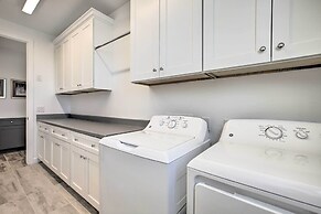 Private Pool & Grill: Modern Goodyear Retreat