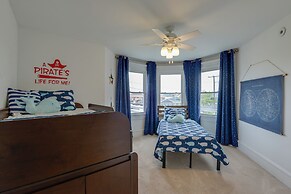 North Wildwood Home w/ Porch ~ 3 Blocks to Beach!