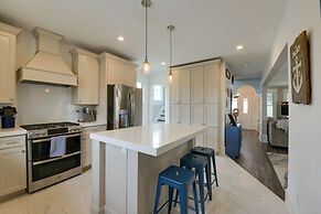 North Wildwood Home w/ Porch ~ 3 Blocks to Beach!