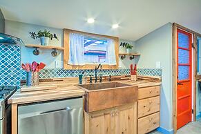 Colorful Bisbee Home w/ Patio ~ 1 Mi to Dtwn!