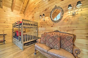 Walk to Golfing: Grand Maggie Valley Cabin!