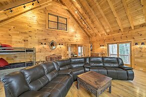 Walk to Golfing: Grand Maggie Valley Cabin!